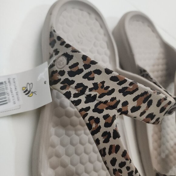 Joybees Everyday Sandal Women's Slip-on Arch Support Sandal for Daily Wear 10 - Picture 4 of 12